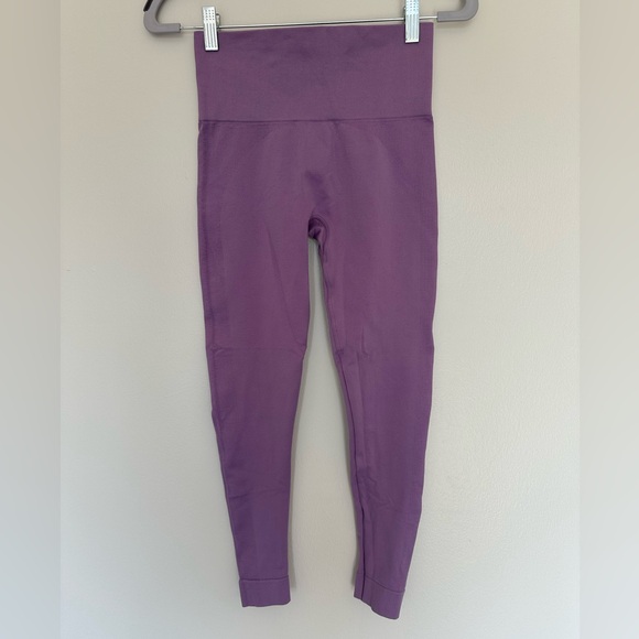 Light Purple Set Active Set - Picture 6 of 7